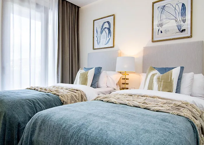 Lo- Los Olivos Benahavis By Roomservices