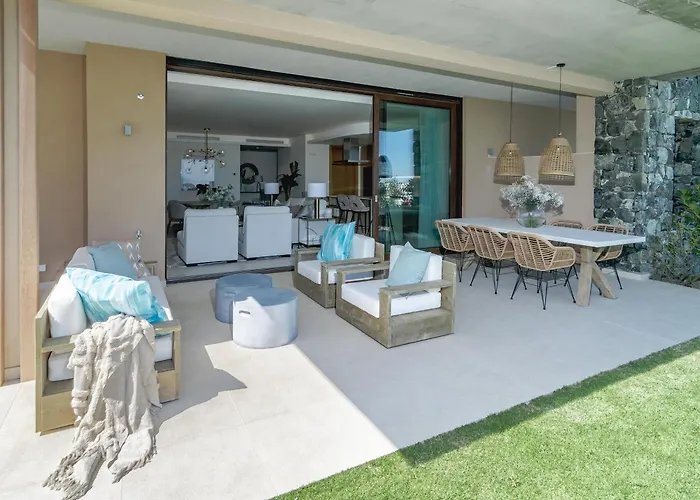 Lo- Los Olivos Benahavis By Roomservices